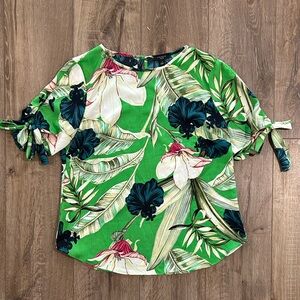 NWOT - ANN TAYLOR Floral Green Women's Top